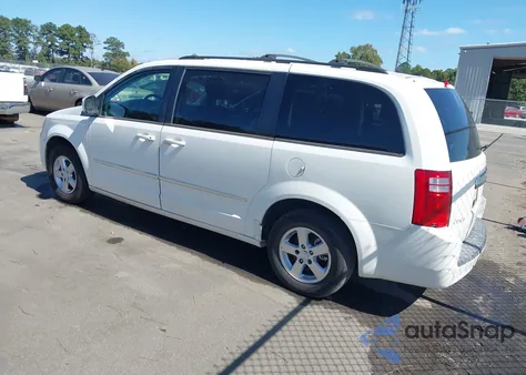 2010 Dodge Grand Caravan Sxt from USA, damaged, VIN 2D4RN5D16AR210511